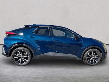 Used Toyota C-HR 2025 for sale - 78410250: Photo