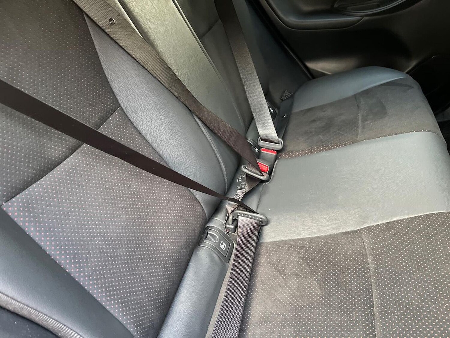 Used Toyota Yaris Cross 2024 for sale - 76532467: Photo 16