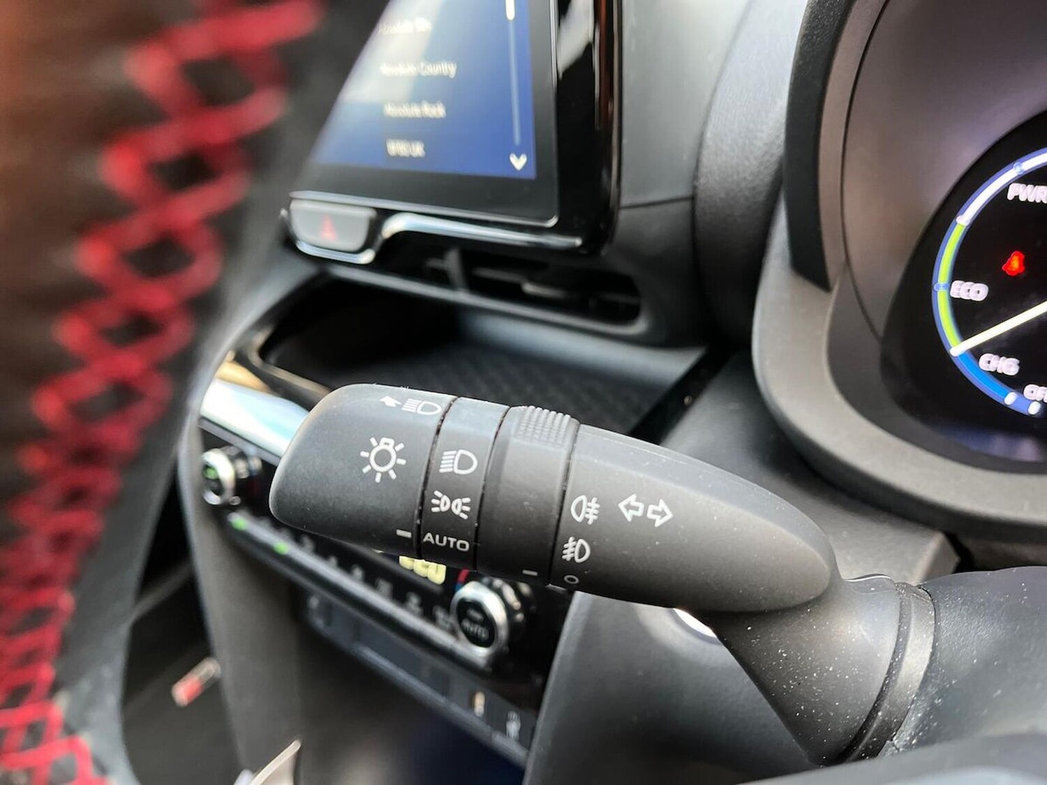 Used Toyota Yaris Cross 2024 for sale - 76532467: Photo 29