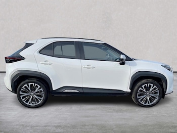 Used Toyota Yaris Cross 2023 for sale - 76478158: Photo