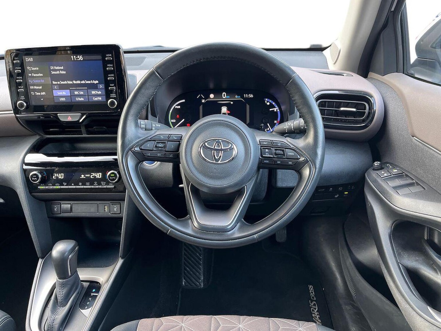 Used Toyota Yaris Cross 2023 for sale - 76478158: Photo 9