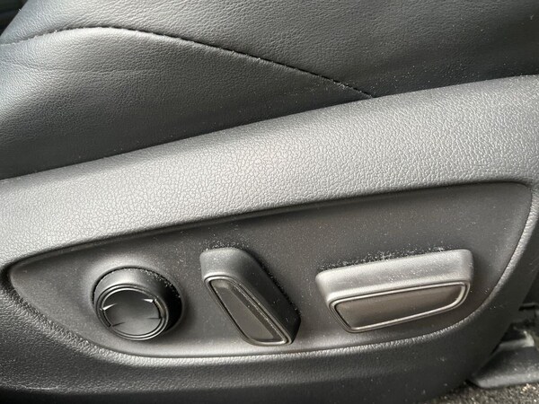 Used Toyota RAV4 2020 for sale - 76193144: Photo 30
