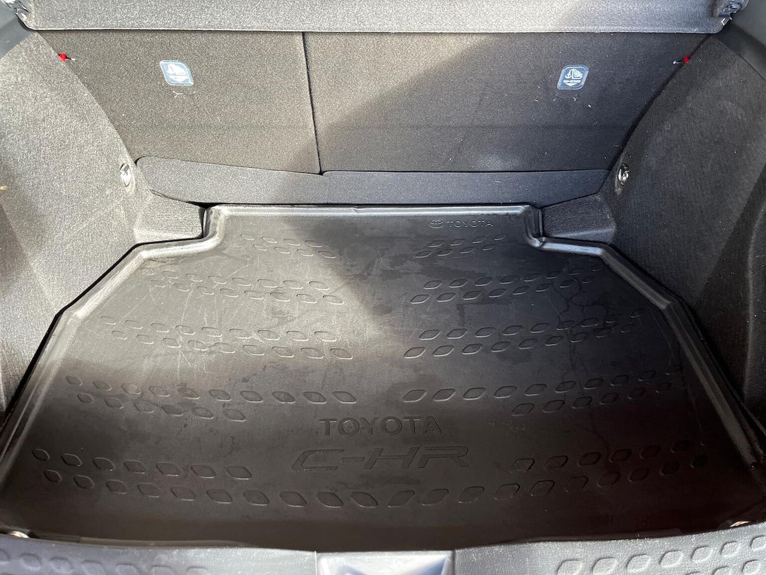 Used Toyota C-HR 2022 for sale - 76532461: Photo 17