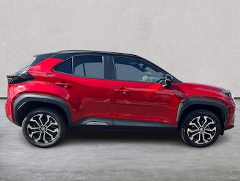 Used Toyota Yaris Cross 2024 for sale - 79335465: Photo