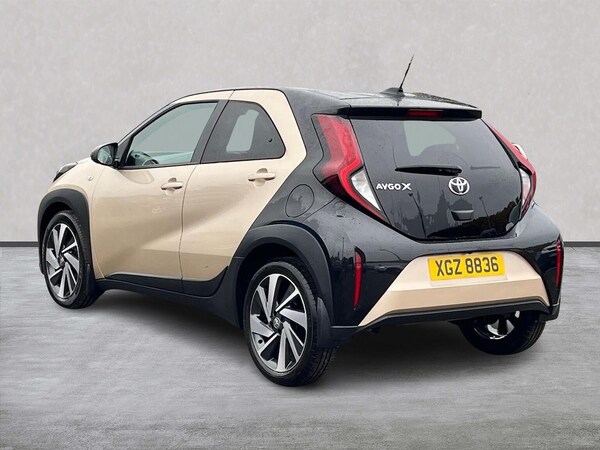 Used Toyota Aygo X 2022 for sale - 76287203: Photo 2