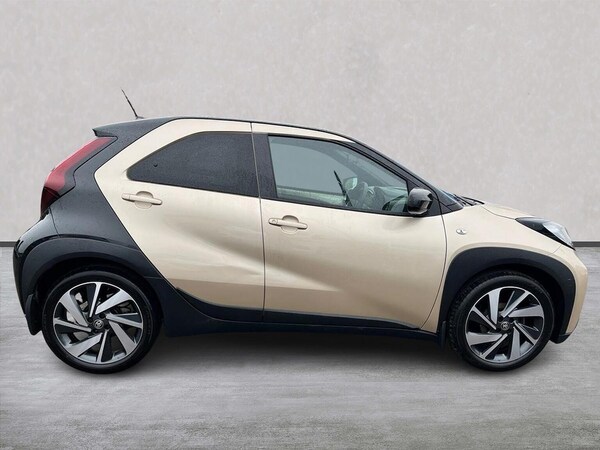 Used Toyota Aygo X 2022 for sale - 76287203: Photo 3