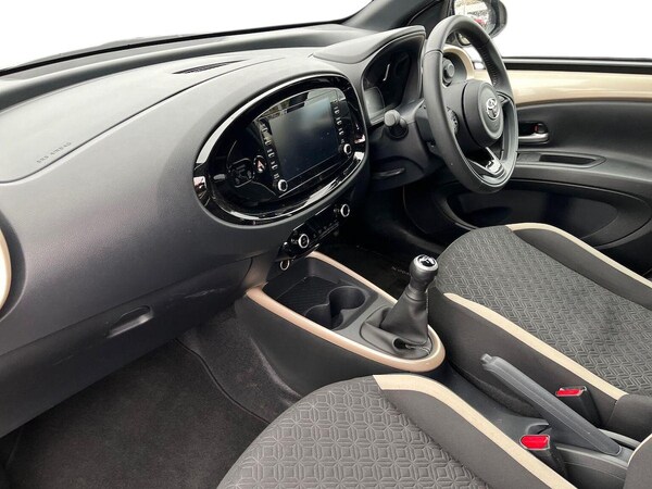 Used Toyota Aygo X 2022 for sale - 76287203: Photo 7