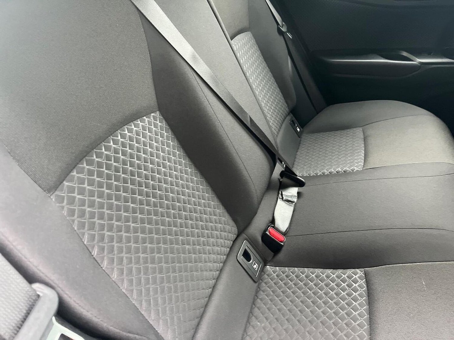 Used Toyota C-HR 2022 for sale - 76418207: Photo 16