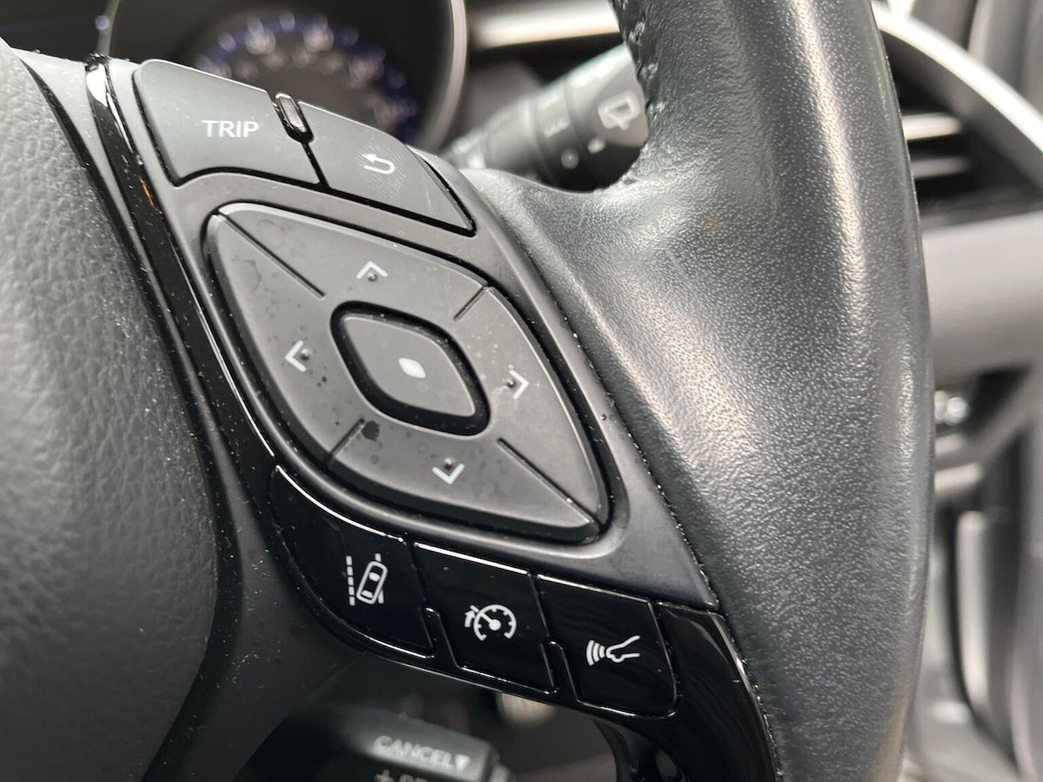 Used Toyota C-HR 2022 for sale - 76418207: Photo 25