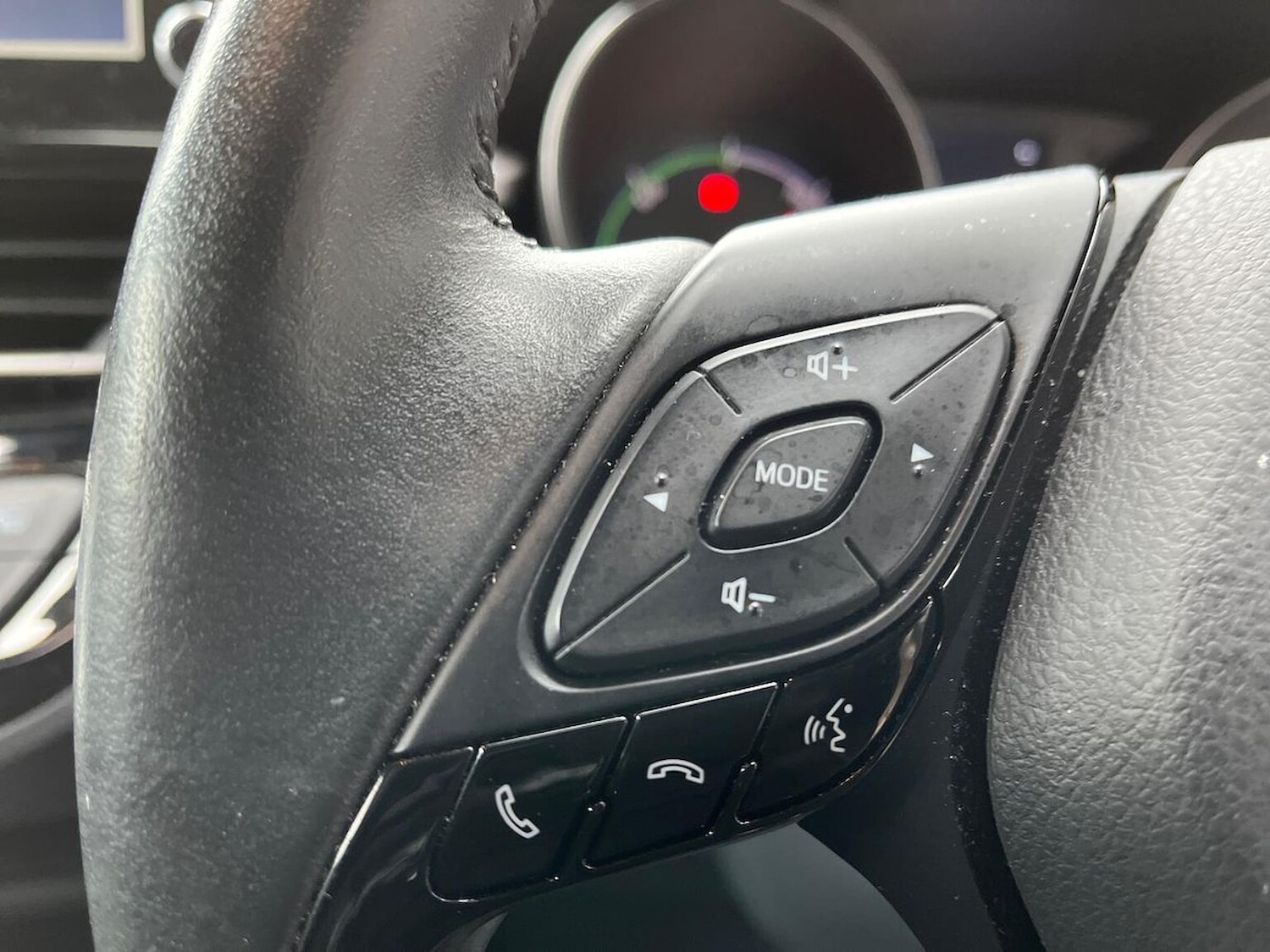 Used Toyota C-HR 2022 for sale - 76418207: Photo 26