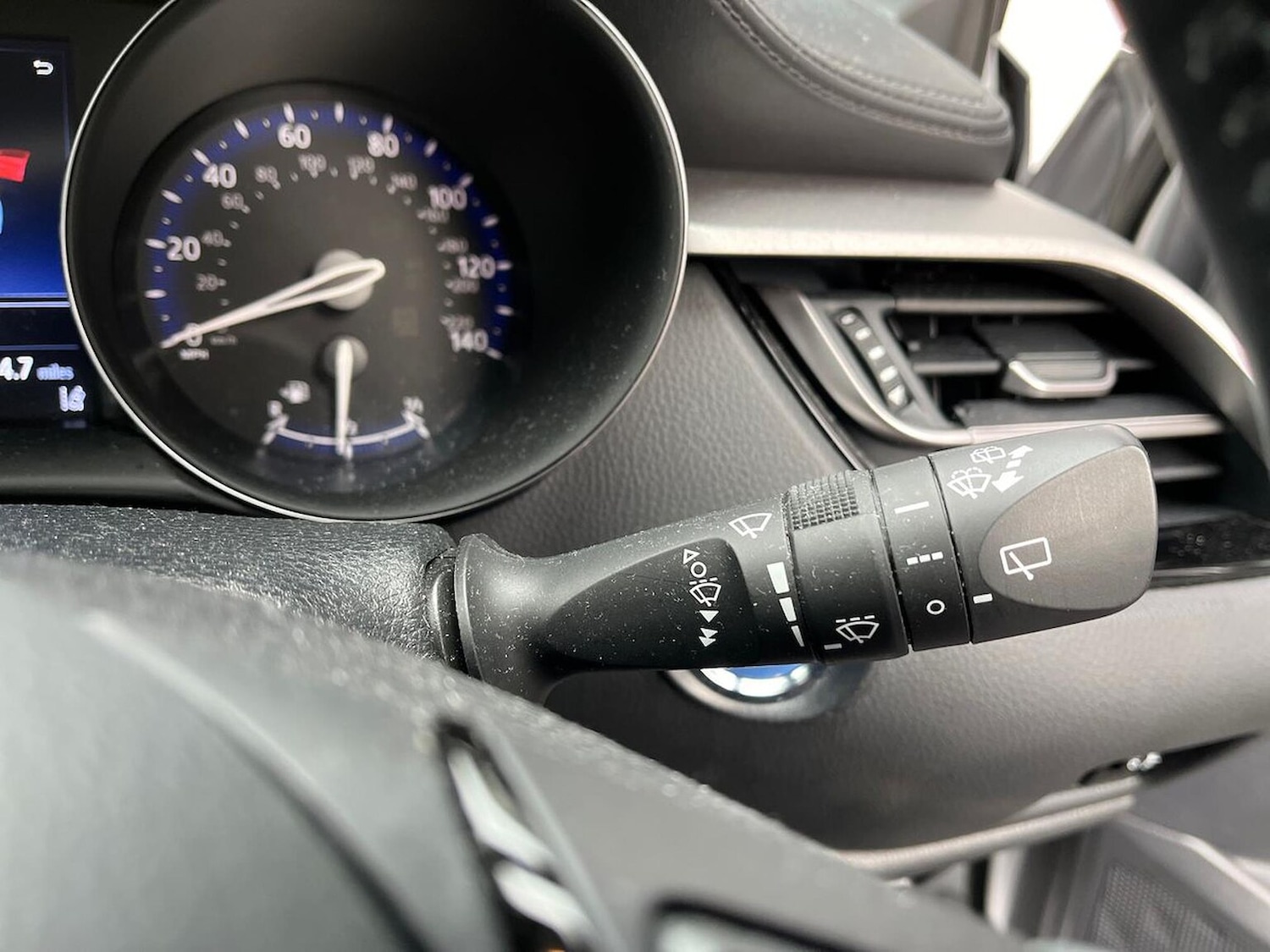 Used Toyota C-HR 2022 for sale - 76418207: Photo 27