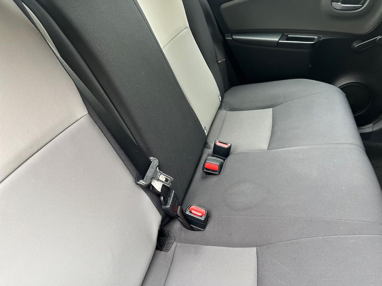 Used Toyota Yaris 2019 for sale - 76129051: Photo 16