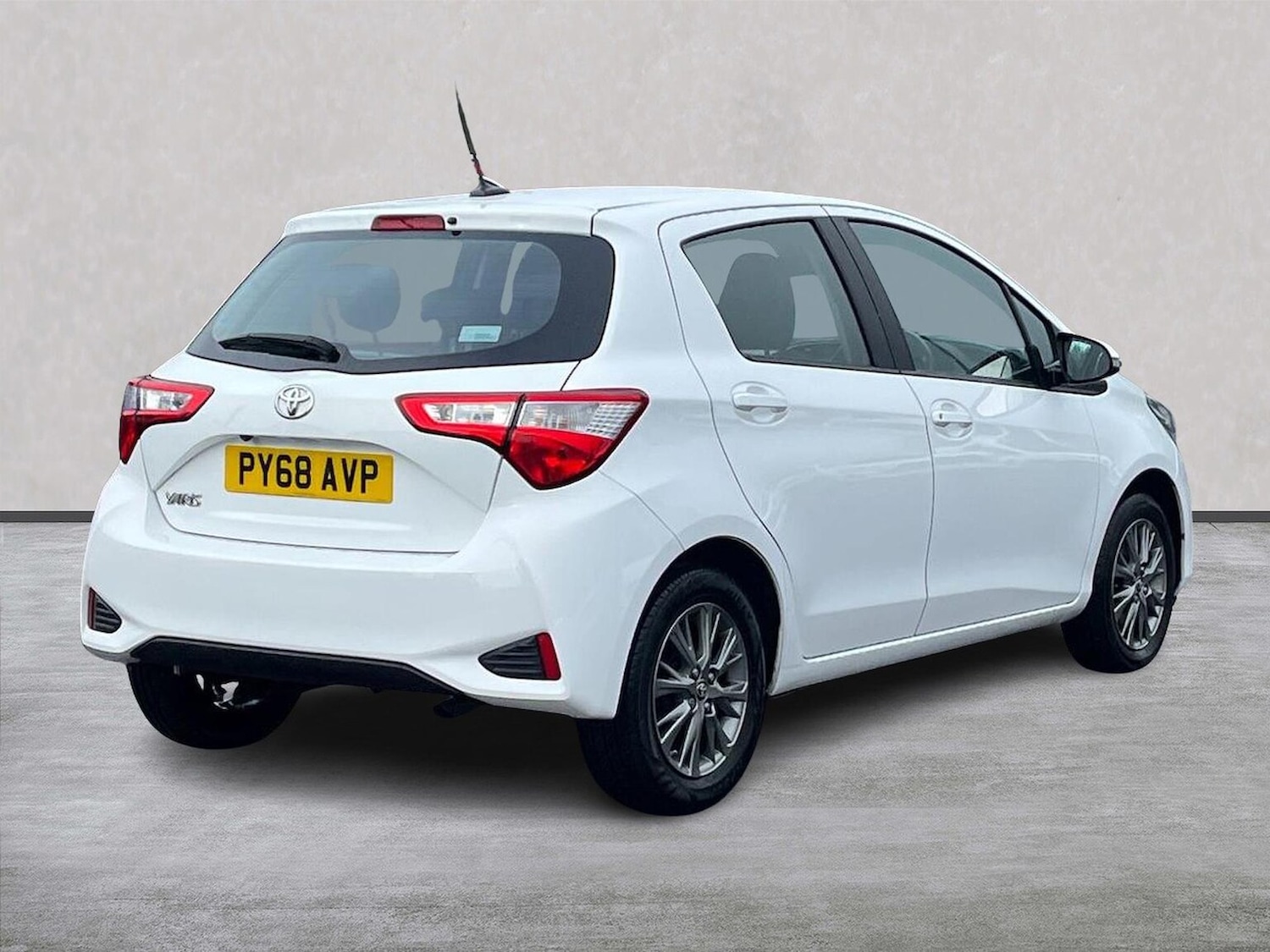 Used Toyota Yaris 2019 for sale - 76129051: Photo 18