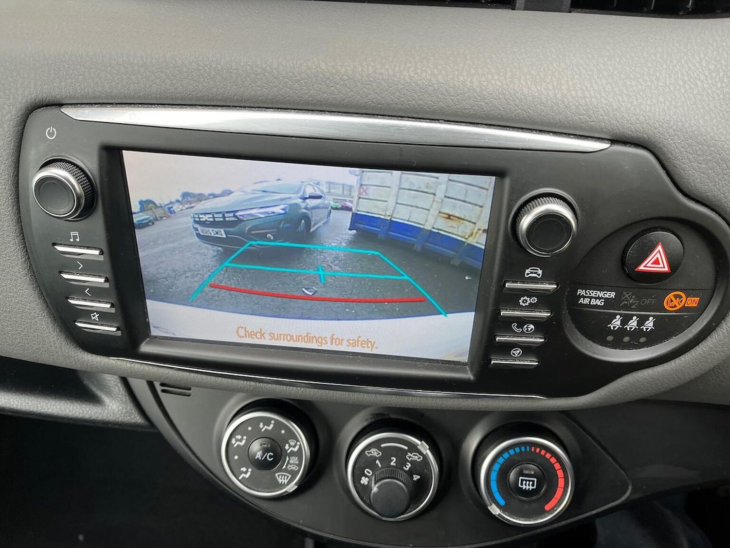 Used Toyota Yaris 2019 for sale - 76129051: Photo 23