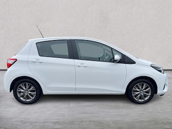 Used Toyota Yaris 2019 for sale - 76129051: Photo 3