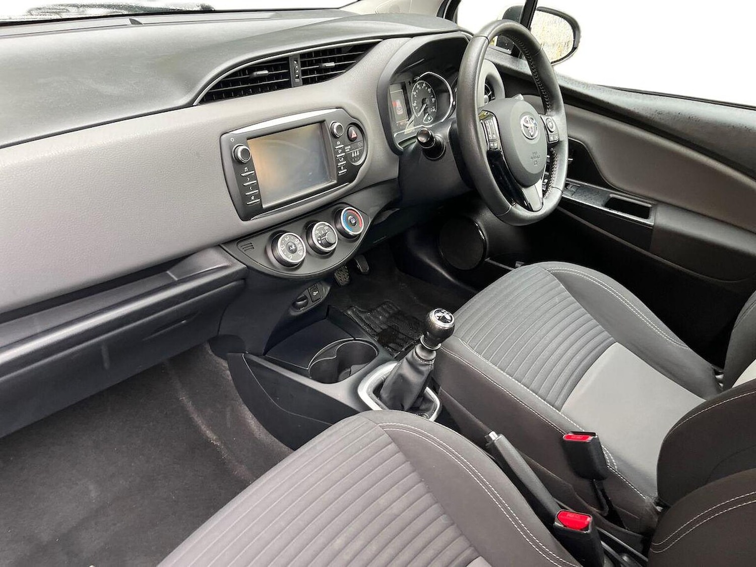 Used Toyota Yaris 2019 for sale - 76129051: Photo 7