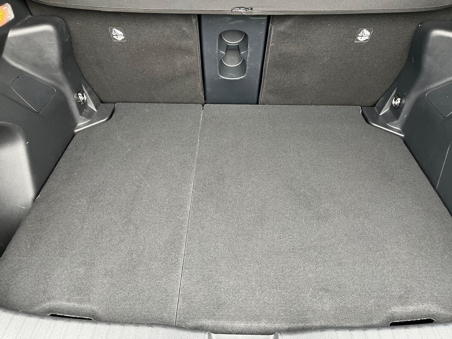 Used Toyota Yaris Cross 2023 for sale - 78039304: Photo 17