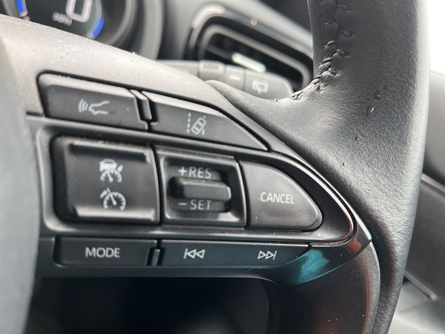 Used Toyota Yaris Cross 2023 for sale - 78039304: Photo 25