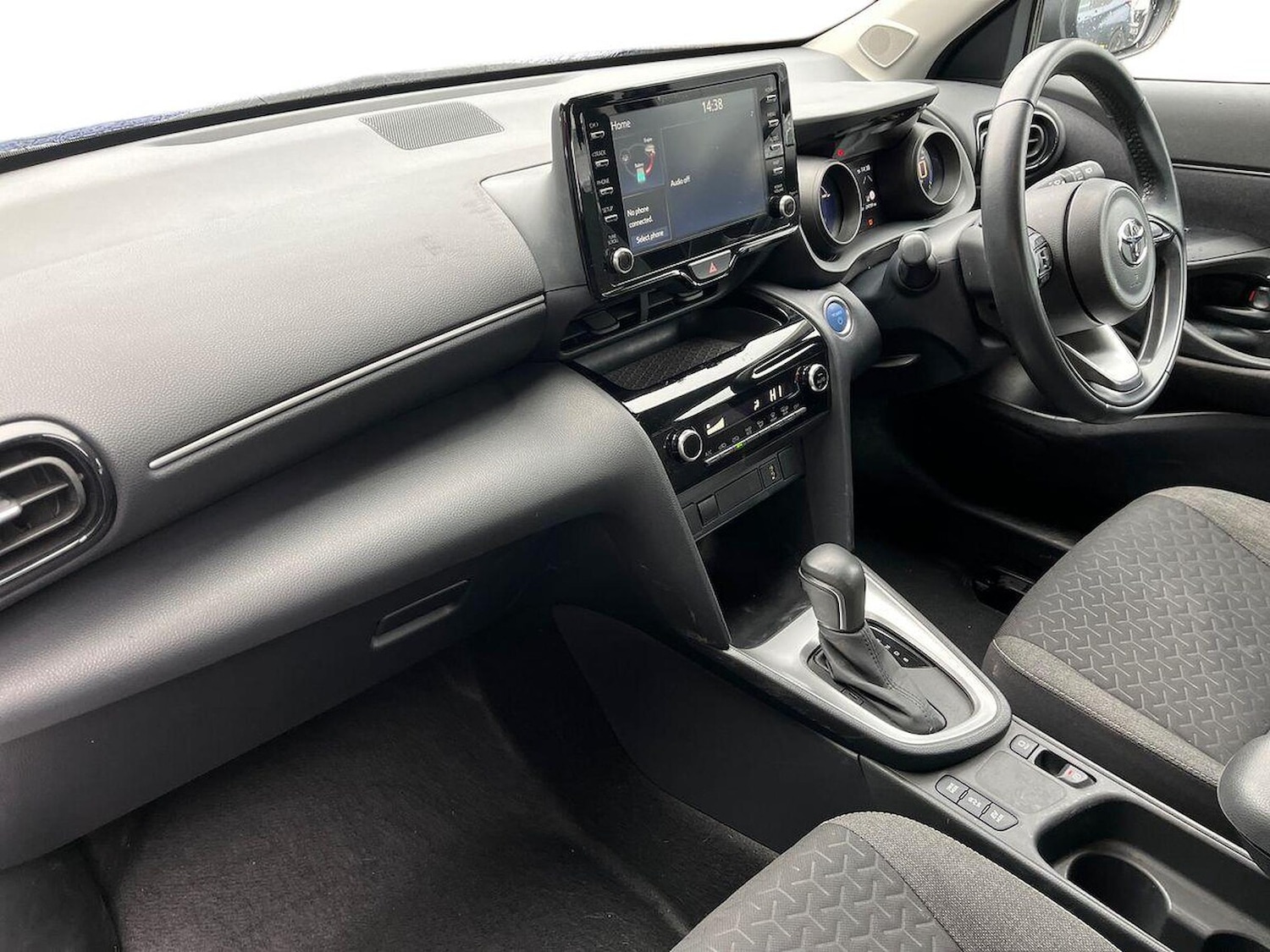 Used Toyota Yaris Cross 2023 for sale - 78039304: Photo 7