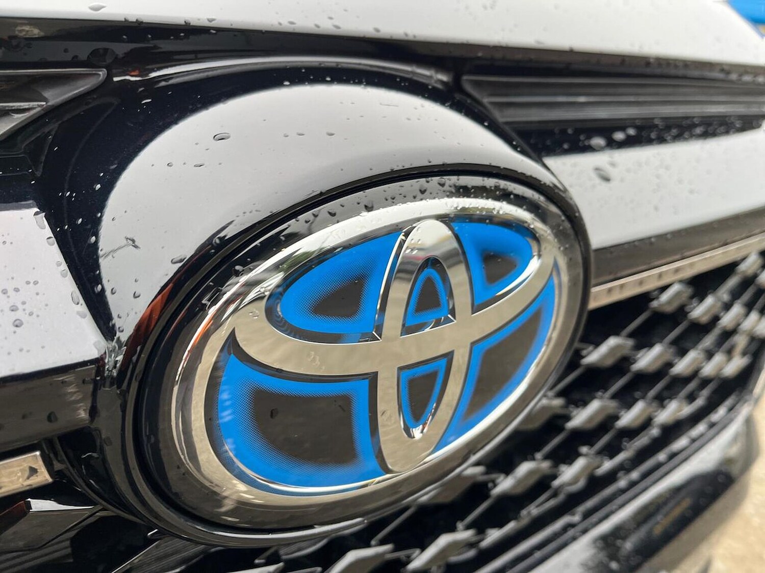 Used Toyota RAV4 2024 for sale - 76299386: Photo 32