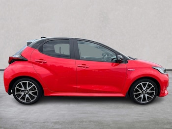 Used Toyota Yaris 2021 for sale - 78997896: Photo