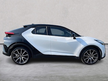 Used Toyota C-HR 2025 for sale - 75583053: Photo