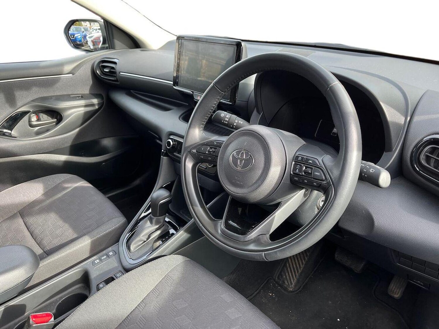 Used Toyota Yaris 2024 for sale - 78193039: Photo 17