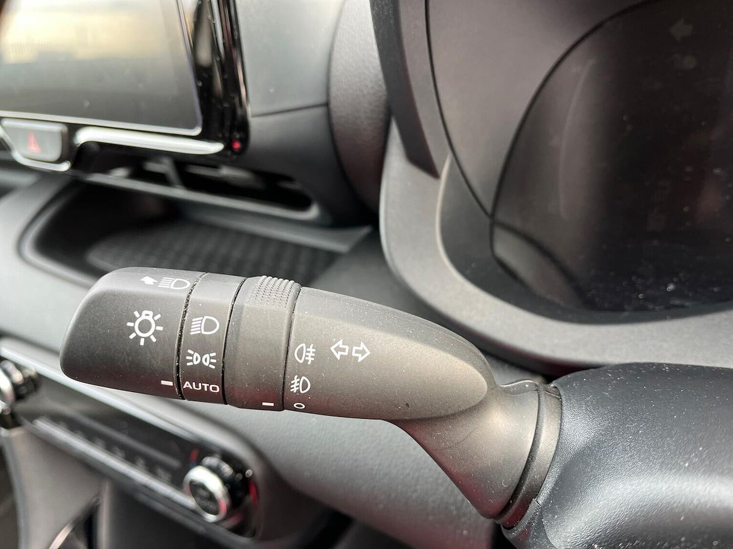 Used Toyota Yaris 2024 for sale - 78193039: Photo 30