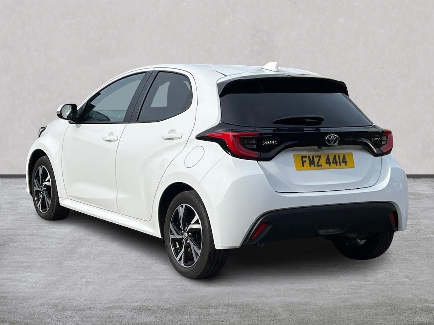 Used Toyota Yaris 2024 for sale - 78193039: Photo 4