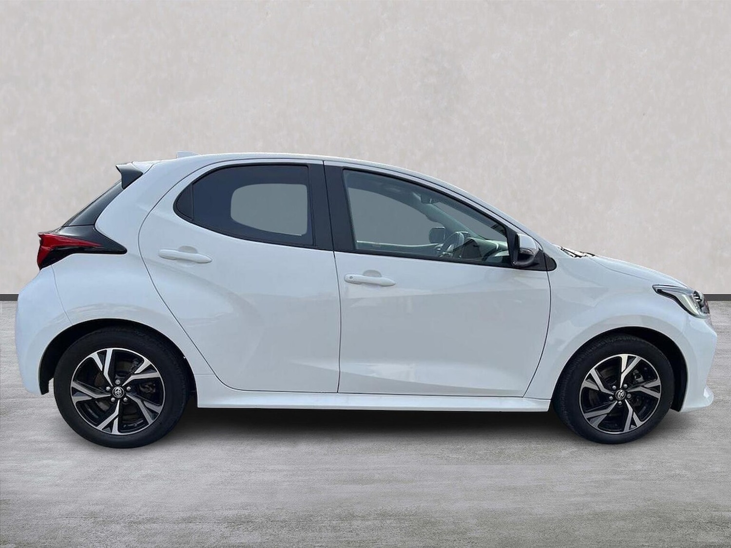 Used Toyota Yaris 2024 for sale - 78193039: Photo 5