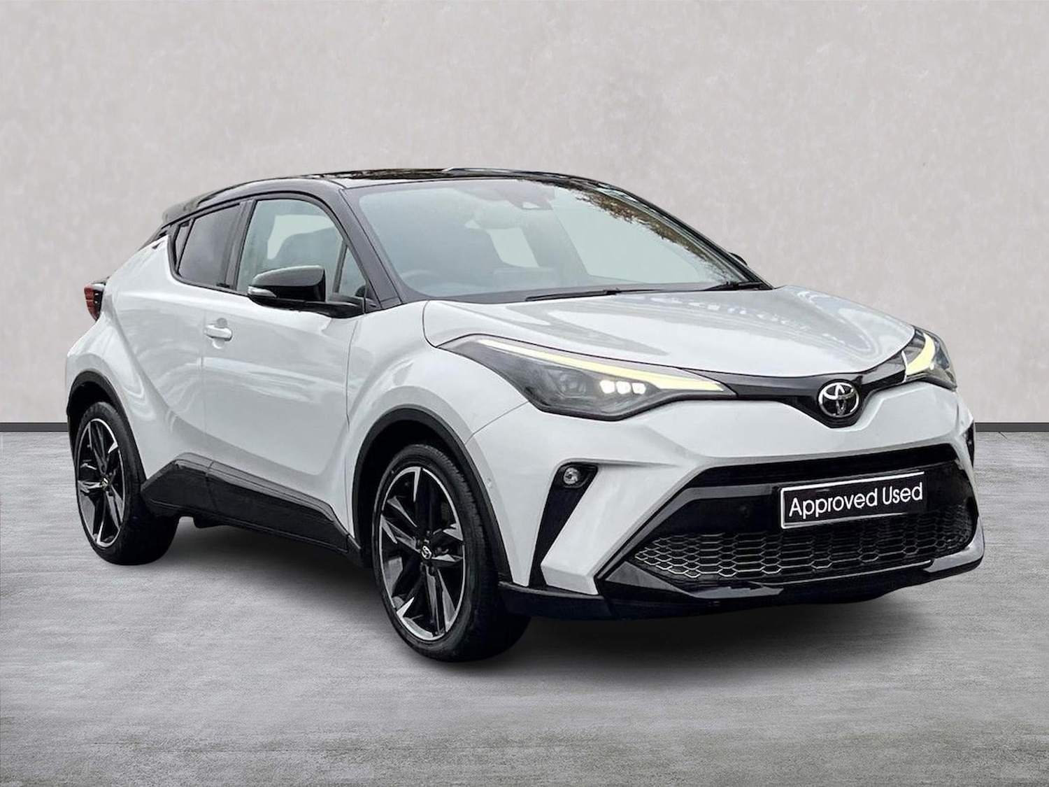 Used Toyota C-HR 2023 for sale - 76402422: Photo 1