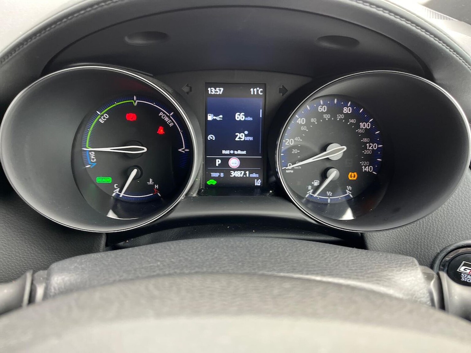 Used Toyota C-HR 2023 for sale - 76402422: Photo 10