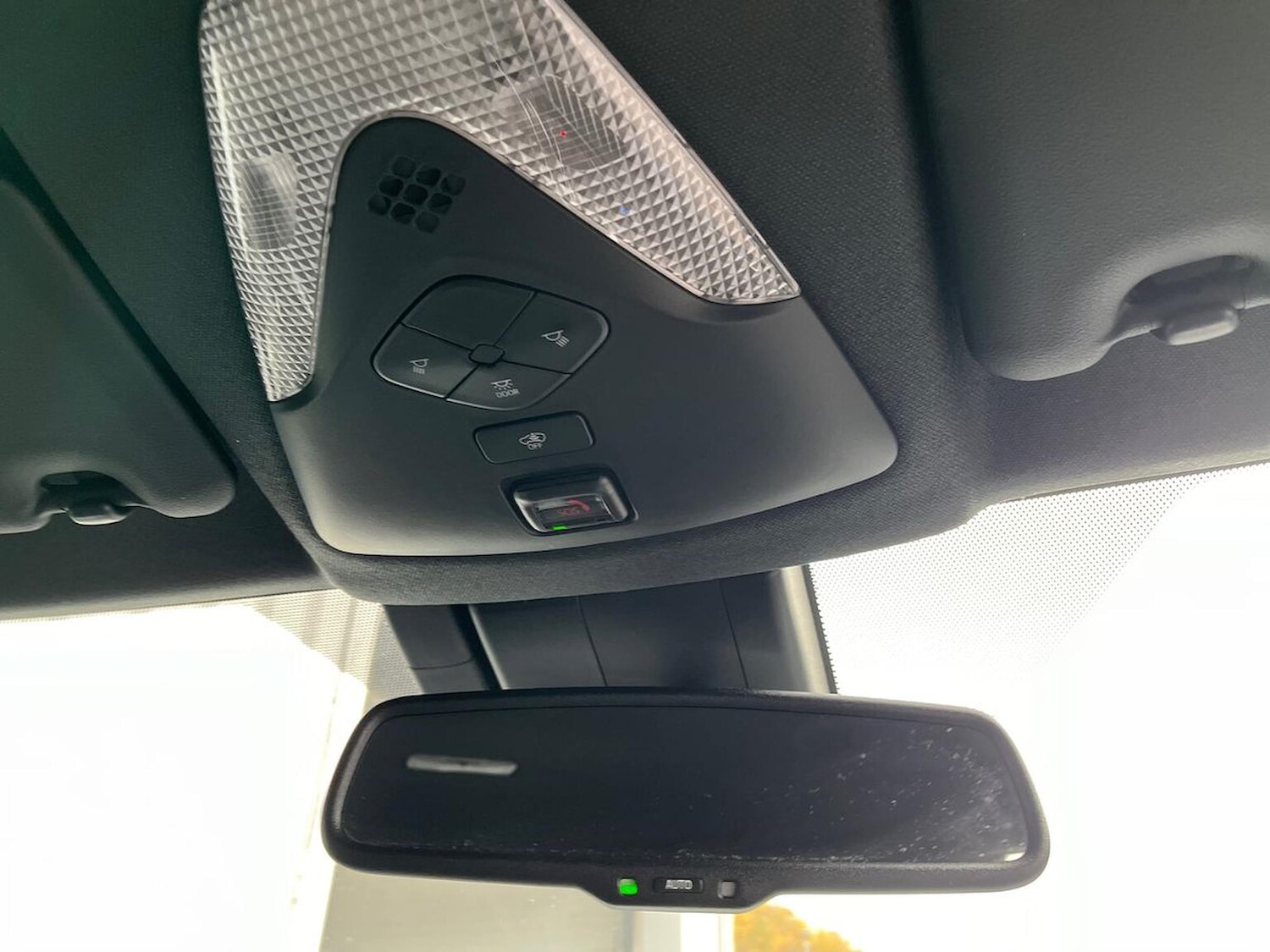 Used Toyota C-HR 2023 for sale - 76402422: Photo 14