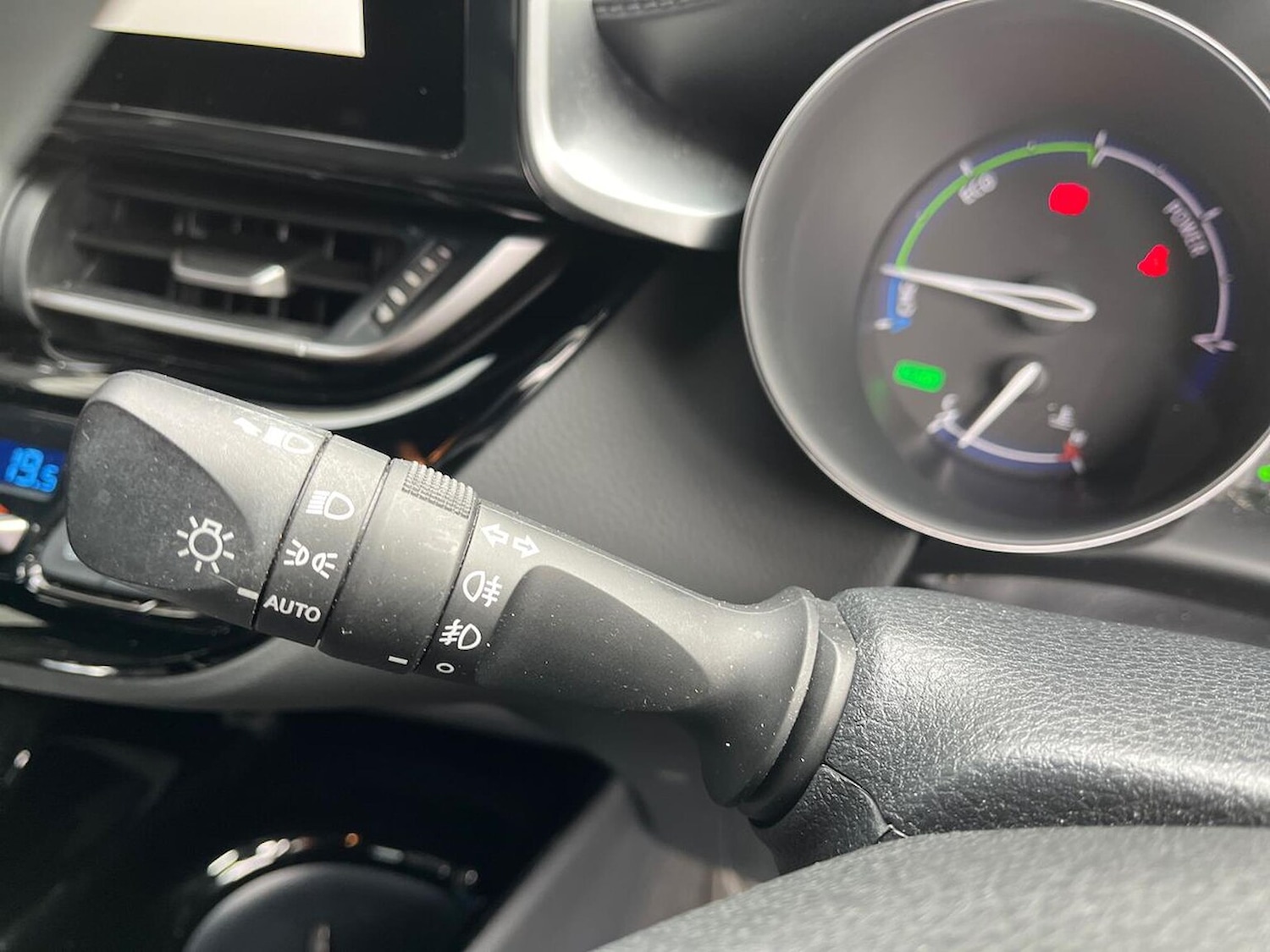 Used Toyota C-HR 2023 for sale - 76402422: Photo 29