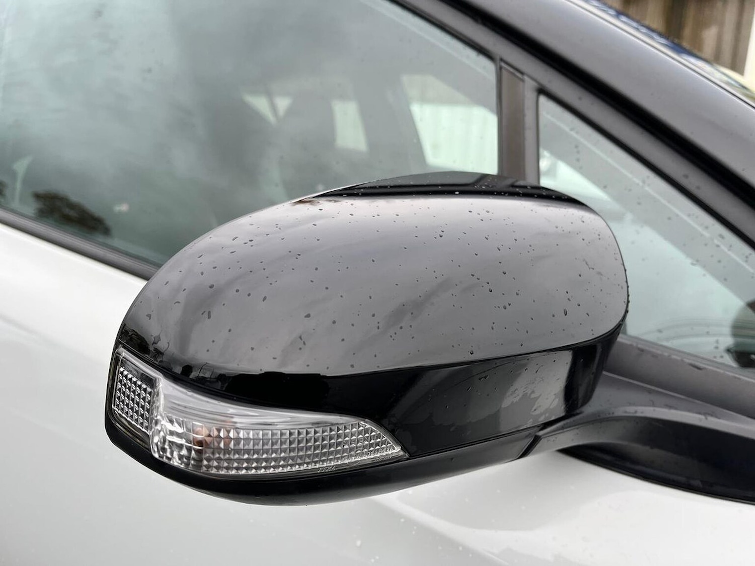 Used Toyota C-HR 2023 for sale - 76402422: Photo 37