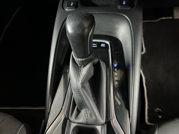 Used Toyota Corolla 2020 for sale - 76170751: Photo 13