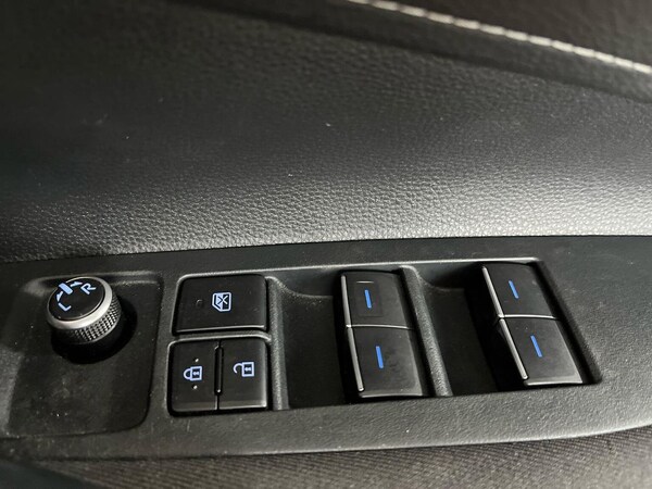Used Toyota Corolla 2020 for sale - 76170751: Photo 21