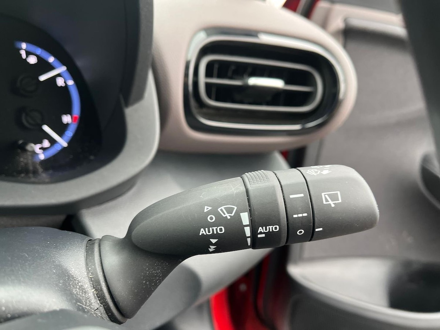 Used Toyota Yaris Cross 2022 for sale - 76517957: Photo 28