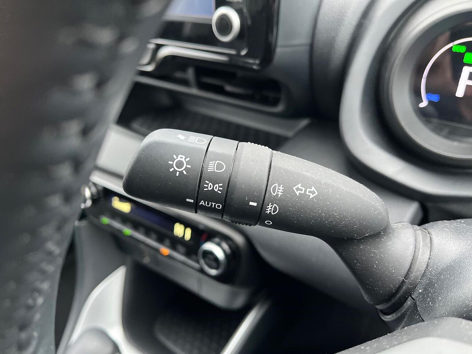 Used Toyota Yaris 2023 for sale - 76490707: Photo 28