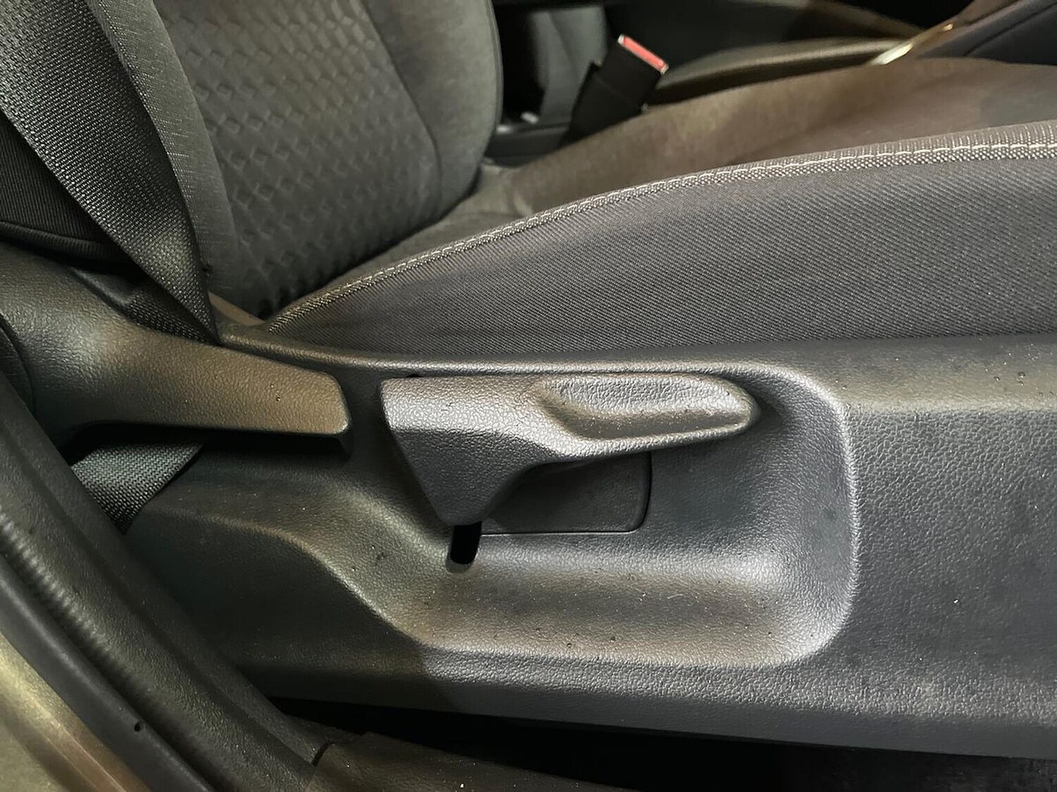 Used Toyota Yaris 2023 for sale - 76490707: Photo 29