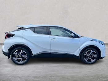Used Toyota C-HR 2023 for sale - 75760753: Photo