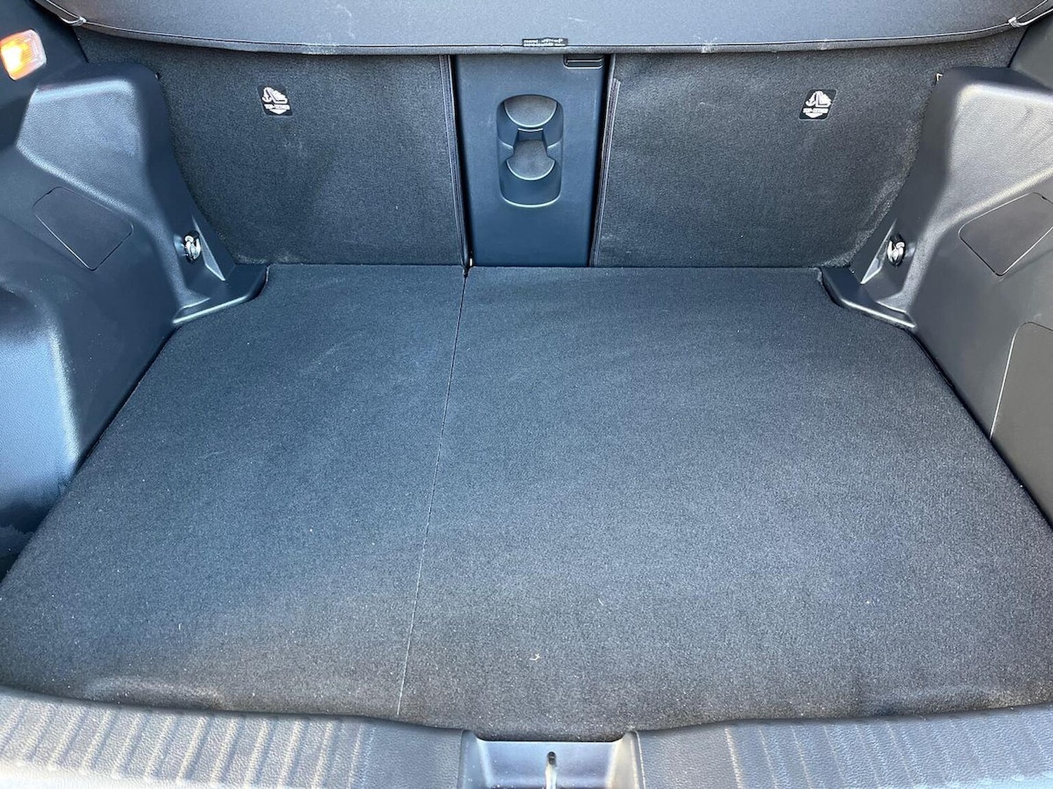 Used Toyota Yaris Cross 2024 for sale - 76357917: Photo 17