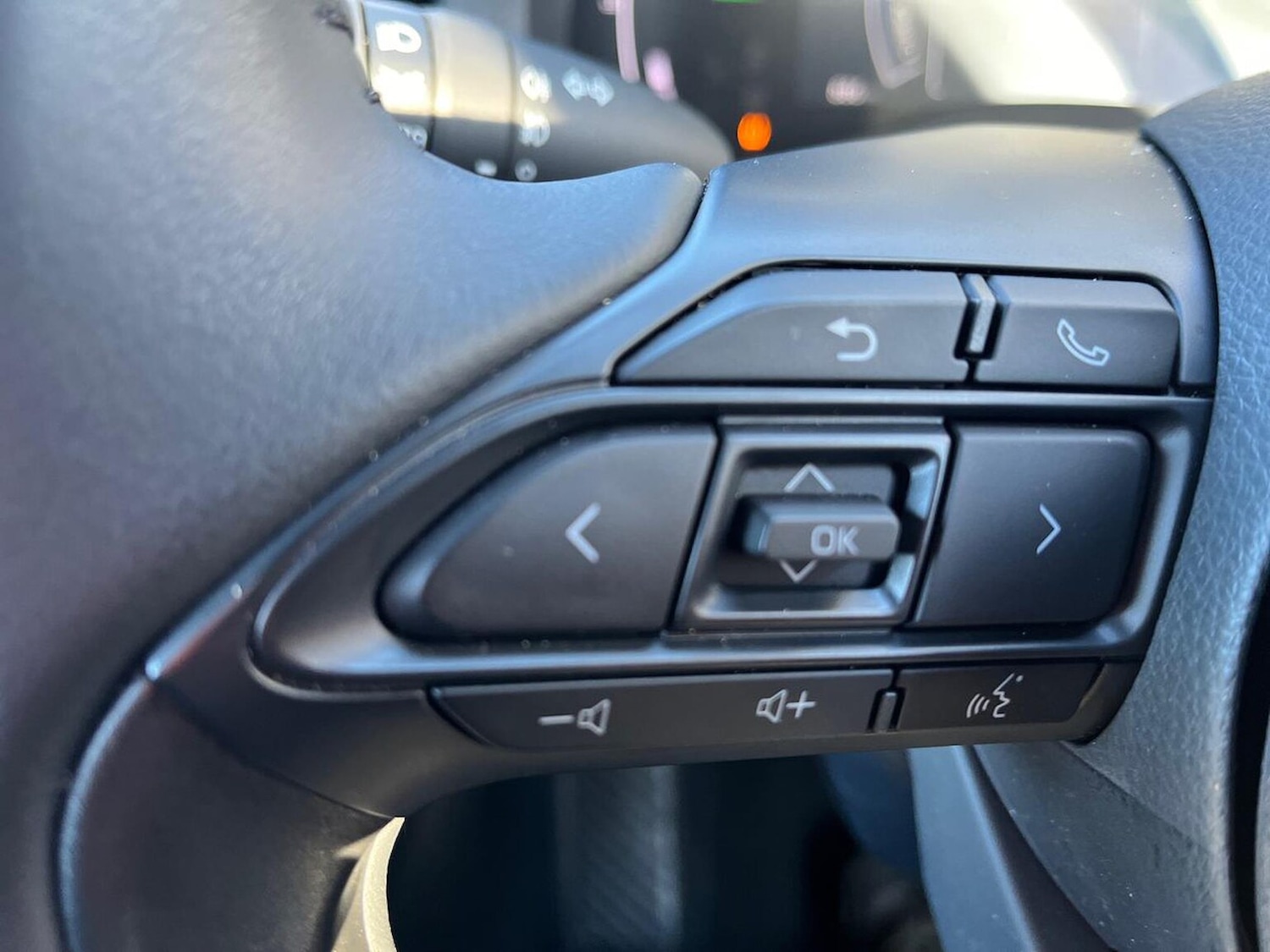 Used Toyota Yaris Cross 2024 for sale - 76357917: Photo 26