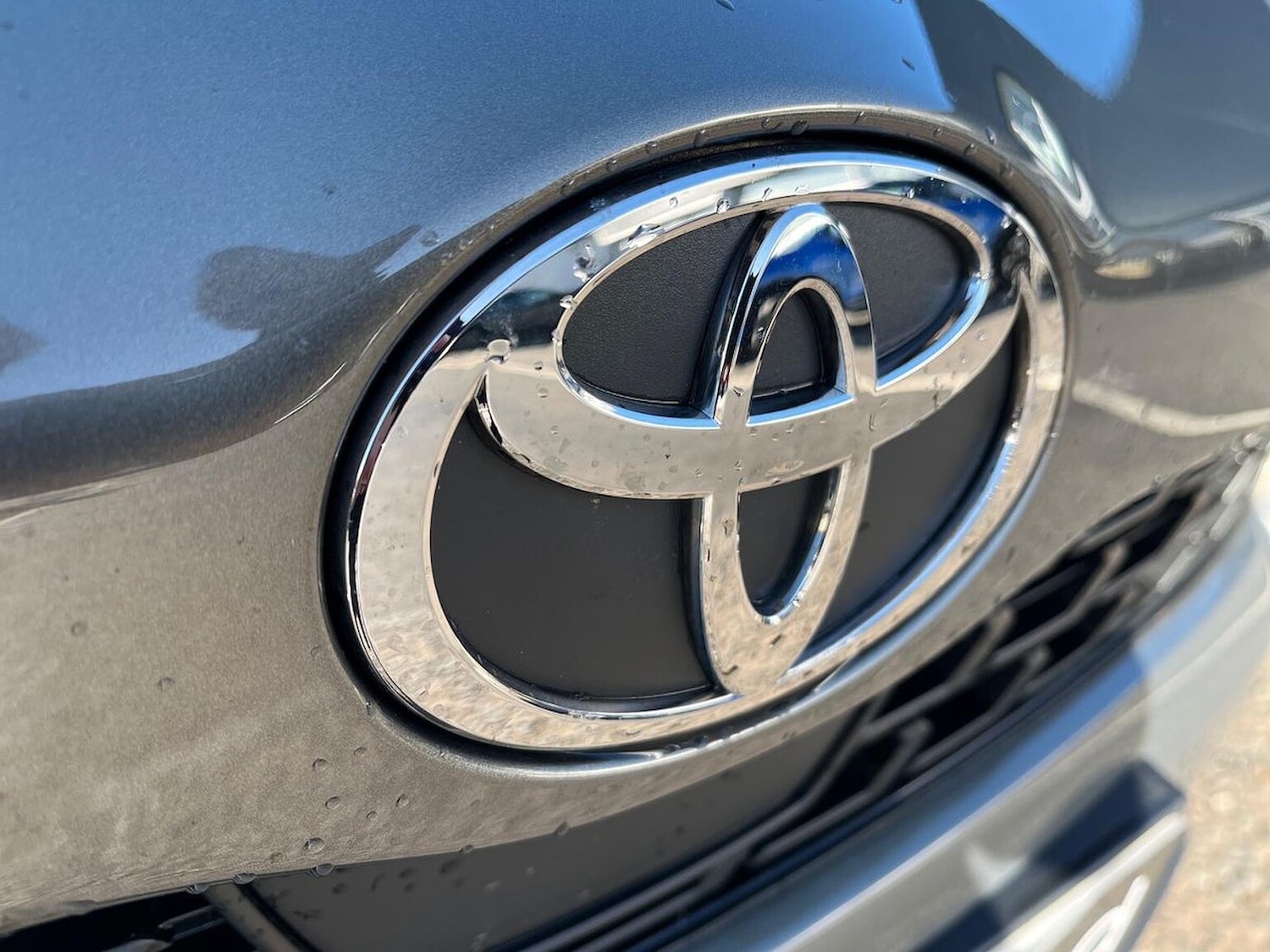 Used Toyota Yaris Cross 2024 for sale - 76357917: Photo 31