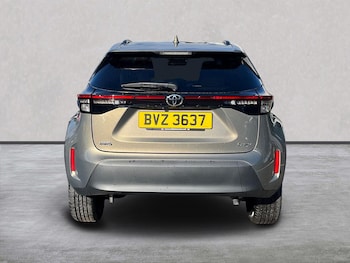 Used Toyota Yaris Cross 2024 for sale - 76357917: Photo