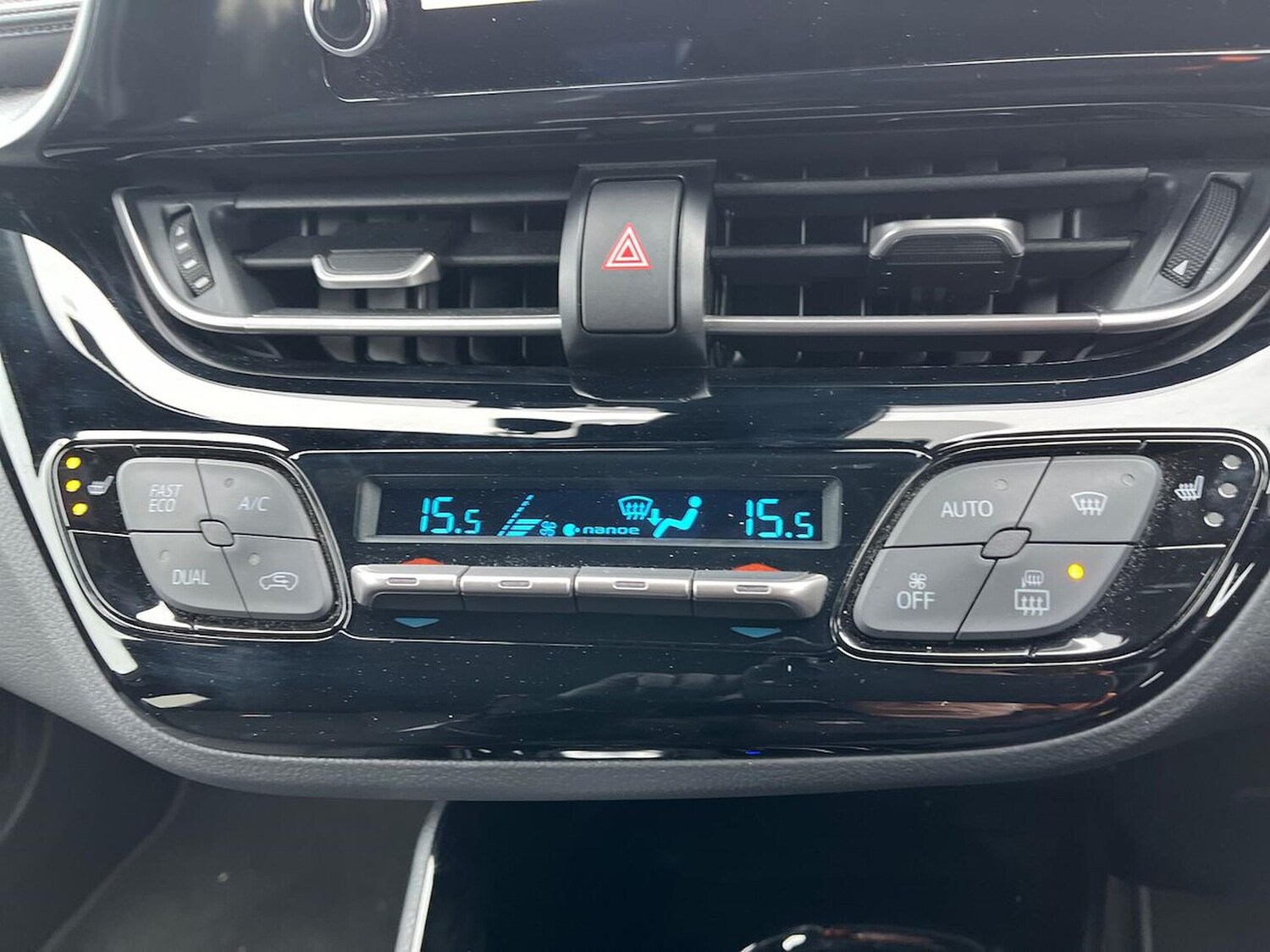 Used Toyota C-HR 2023 for sale - 76193146: Photo 12