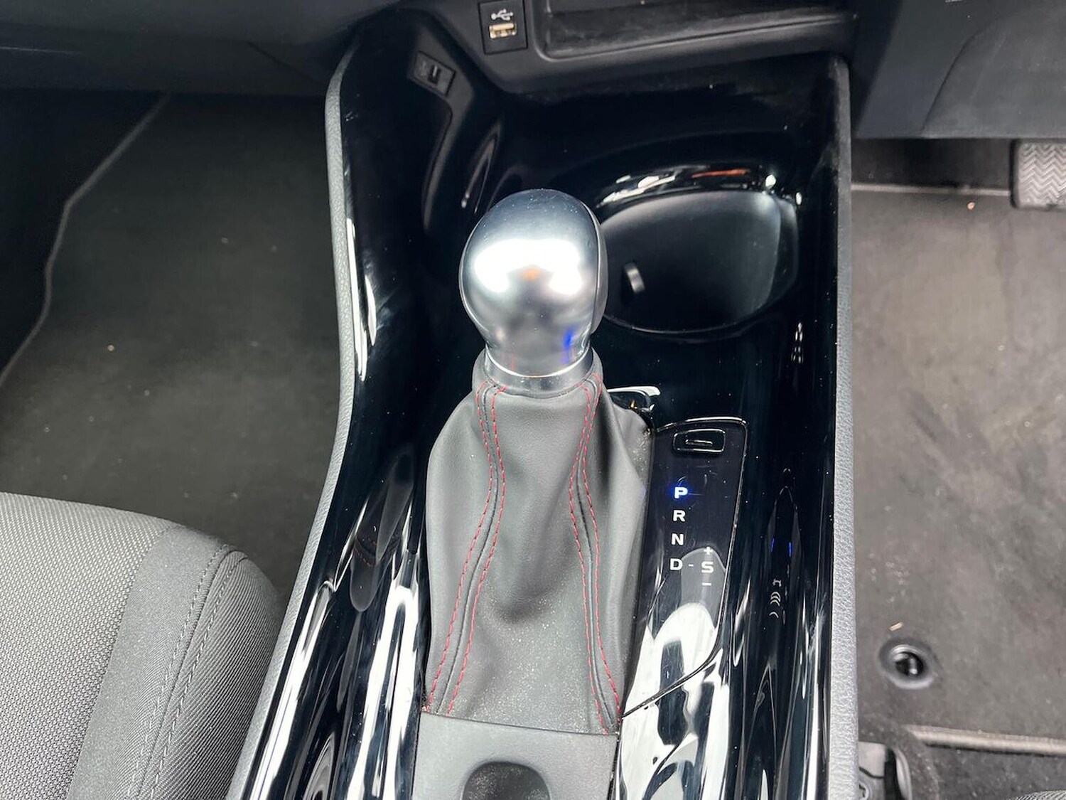 Used Toyota C-HR 2023 for sale - 76193146: Photo 13