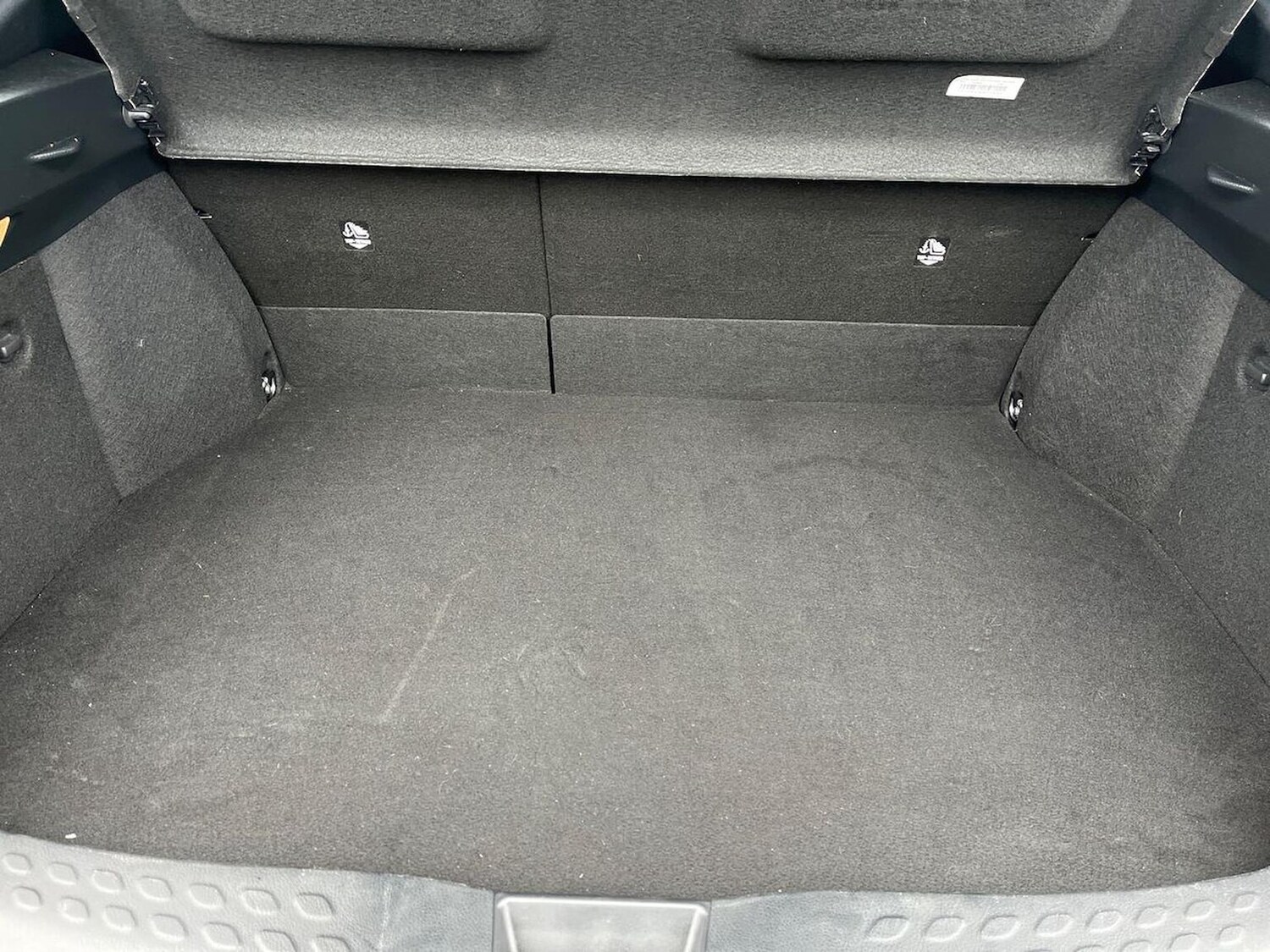 Used Toyota C-HR 2023 for sale - 76193146: Photo 17