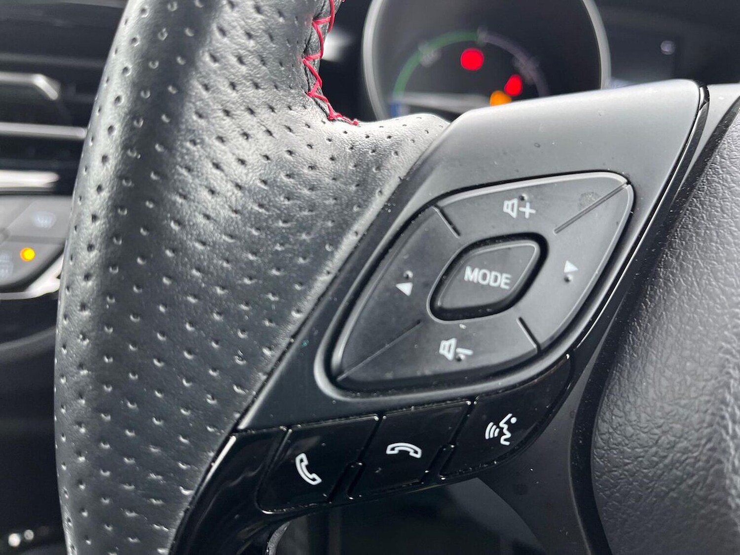 Used Toyota C-HR 2023 for sale - 76193146: Photo 27