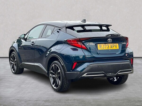 Used Toyota C-HR 2023 for sale - 76193146: Photo 2